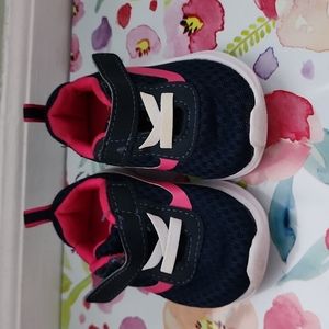 INFANTS SHOES  Size 4